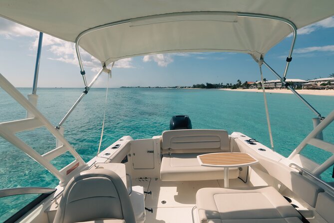 Aquaholic Charters: Private 1.5 - 4Hrs Cayman Luxury Adventure - Starfish Point for a slower stop