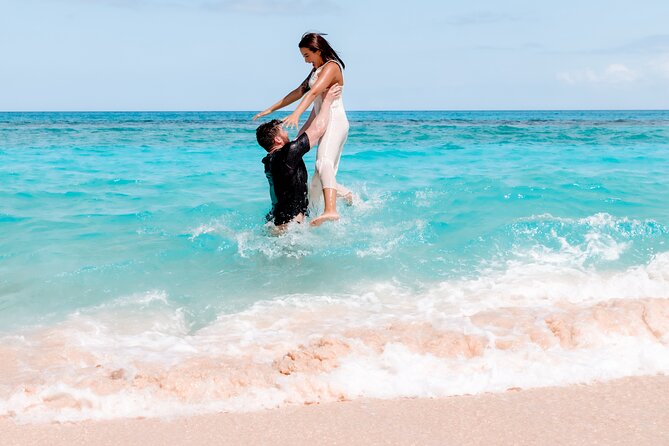 Private Vacation Photoshoot with Photographer in Grand Caymen - Celem’s personal touch