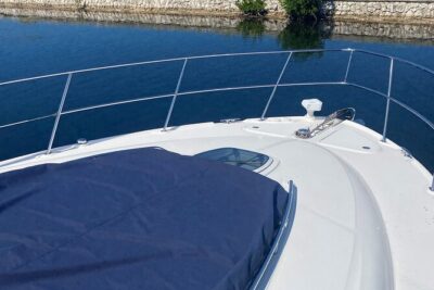 Private Yacht 48 ft Sting Ray City, Snorkel & Starfish Beach