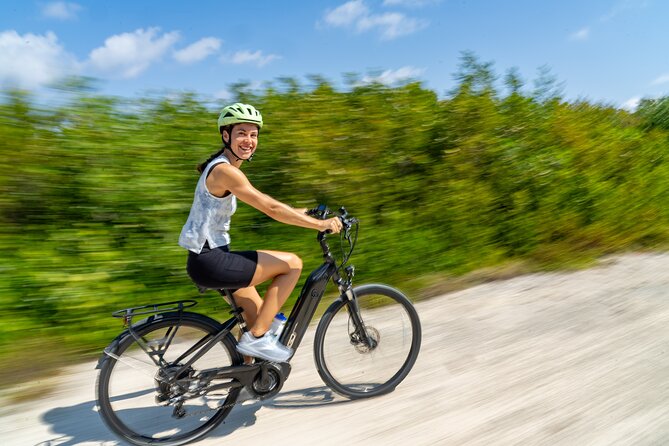 Small Group E-Bike Grand Cayman Ecological Half-Day Tour - West Bay Dock, Heritage Kitchen, and the Kittiwake site