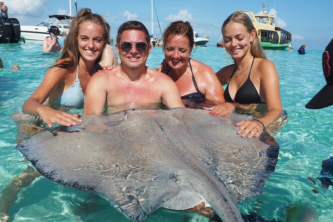 Stingray City and Coral Gardens - Coral Gardens Offers a Quieter Second Act