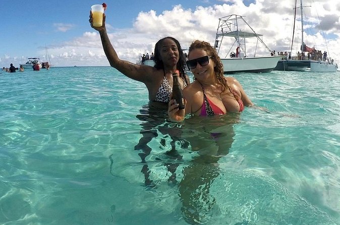 Stingray City Experience Plus Two Snorkeling spots Private Boat - Weather, timing, and the practical limits