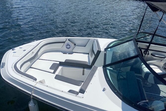 Stingray City, Star fish Point and Snorkeling Private Boat Tour - Why a private boat changes the day