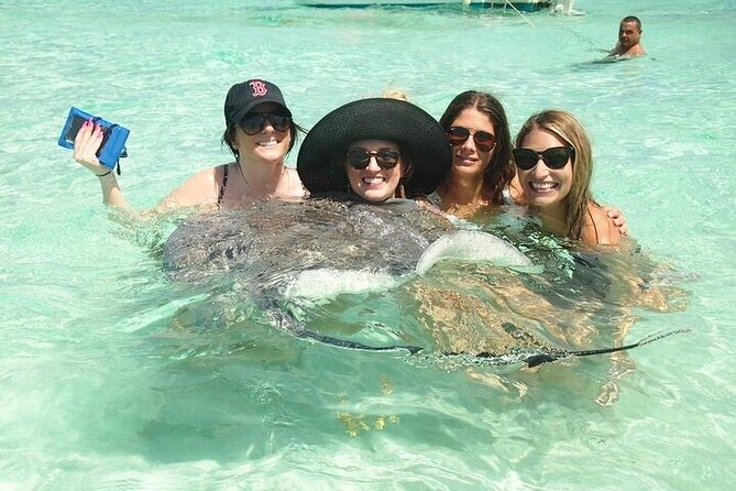 Stingrays, Starfish and Snorkeling Tour - Pickup, meeting points, and cruise ship timing